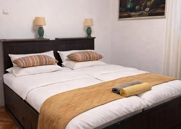 Tri Srca 2 - De Luxe 2 Apartman Trebinje